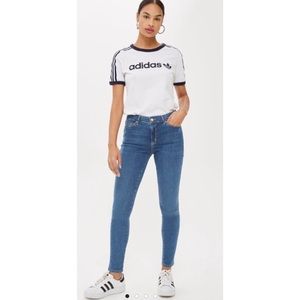 Topshop • Leigh Jeans